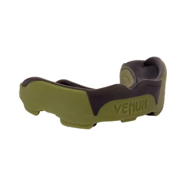 chranic zubu venum mouthguard predator khaki cerna 4