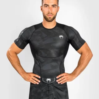 Rashguard Venum Electron 3.0 krátký rukáv černá