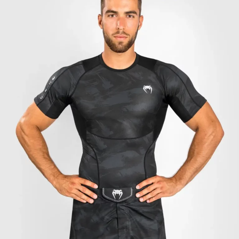 Rashguard Venum Electron 3.0 krátký rukáv černá