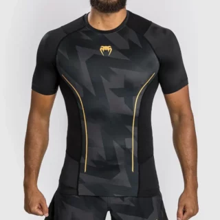 Rashguard Venum Razor černo-zlatá krátký rukáv